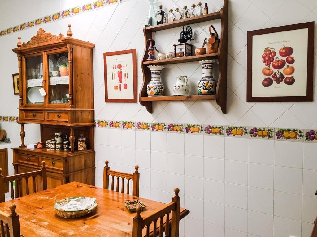 カサジャ・デ・ラ・シエラ La Casa De Manoloヴィラ 部屋 写真