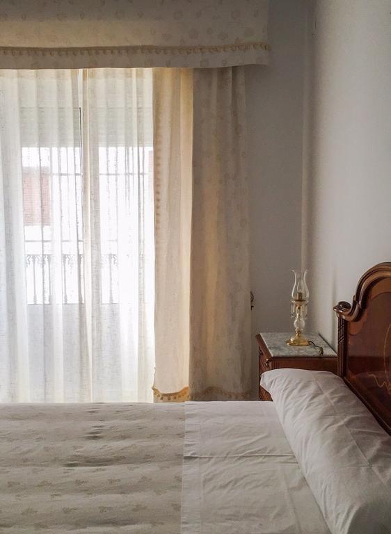 カサジャ・デ・ラ・シエラ La Casa De Manoloヴィラ 部屋 写真
